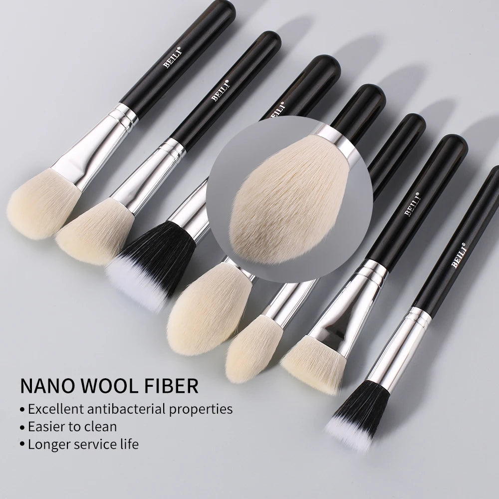Makeup brushes set